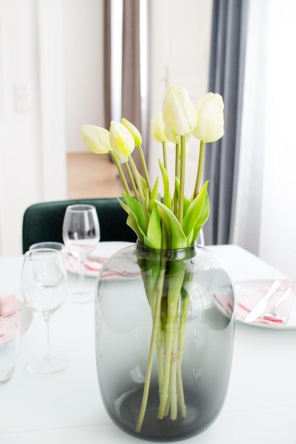 Studio Apartments Opera - Mai'S Apartments Bécs Kültér fotó