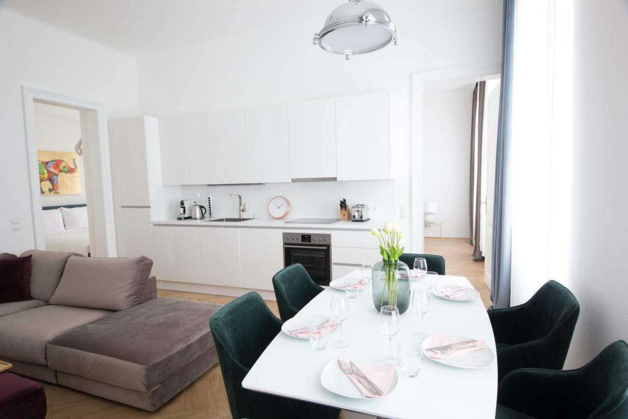 Studio Apartments Opera - Mai'S Apartments Bécs Kültér fotó