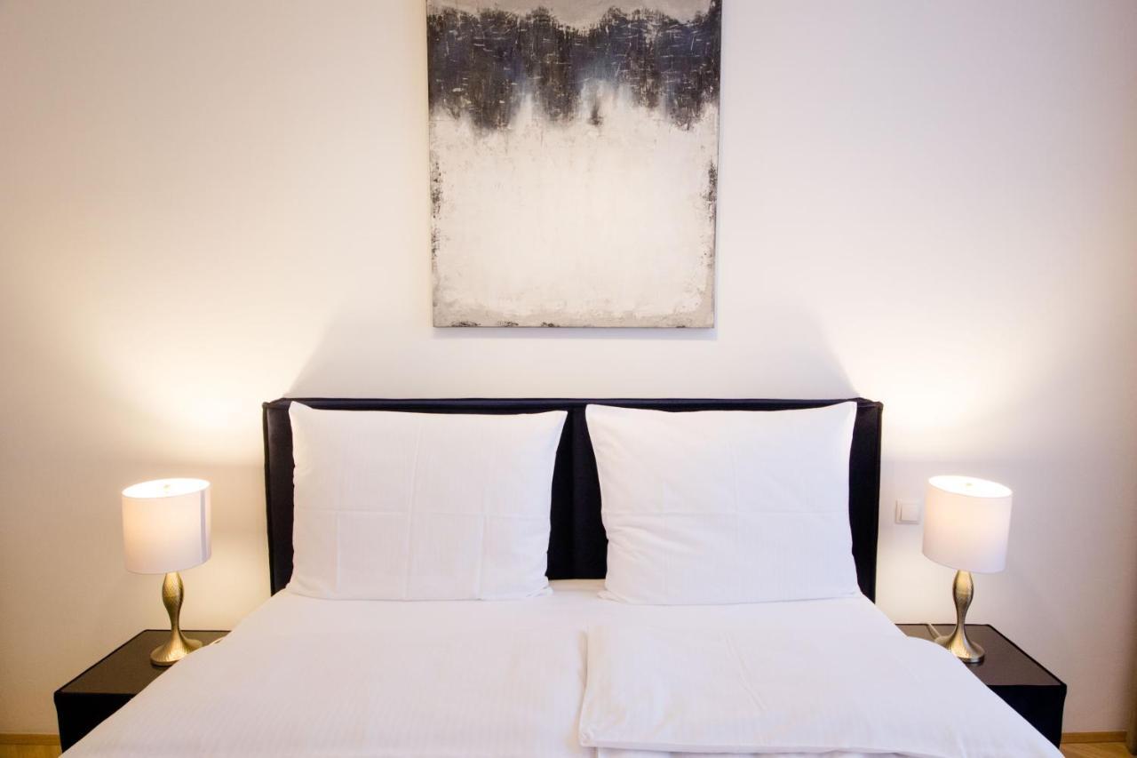 Studio Apartments Opera - Mai'S Apartments Bécs Kültér fotó